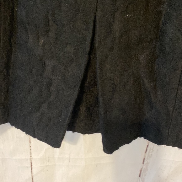 Ann Taylor skirt - Picture 3 of 8